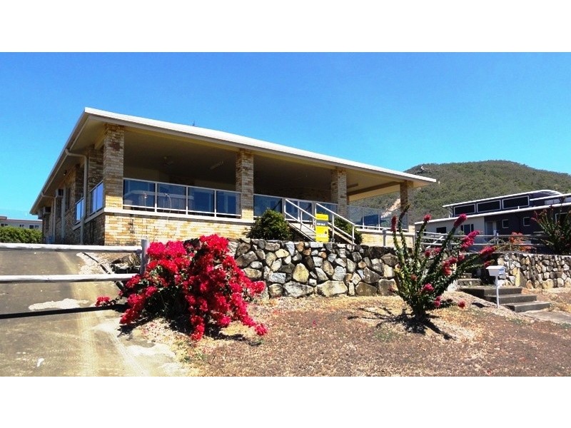 20 Blackcurrent Drive, Hideaway Bay QLD 4800