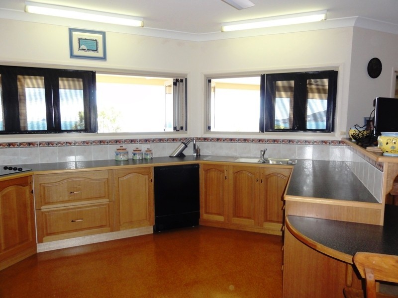 20 Blackcurrent Drive, Hideaway Bay QLD 4800