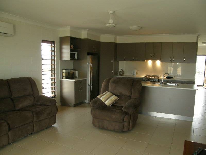 3 Bottle Brush St,, Proserpine QLD 4800