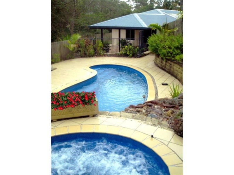 65 Namanula Drive, Airlie Beach QLD 4802