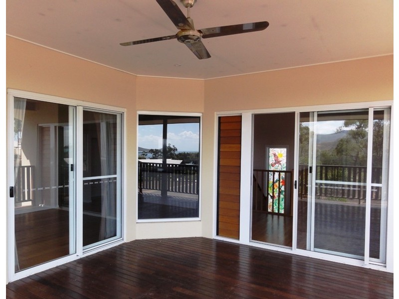 1 Olden Court, Hideaway Bay QLD 4800
