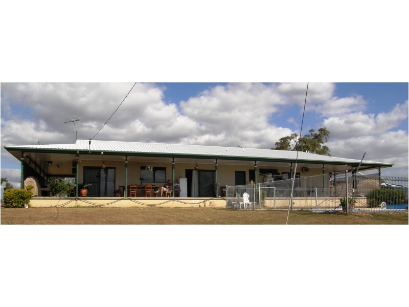 85 Bruce Highway, Bloomsbury QLD 4799
