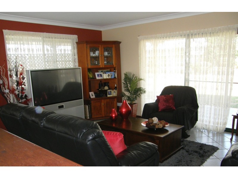 85 Bruce Highway, Bloomsbury QLD 4799
