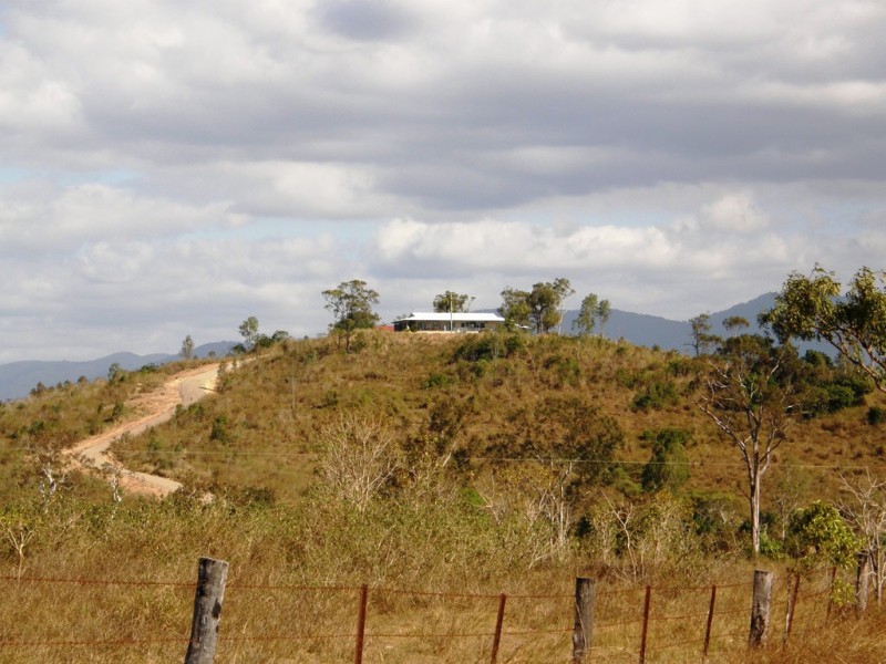 85 Bruce Highway, Bloomsbury QLD 4799