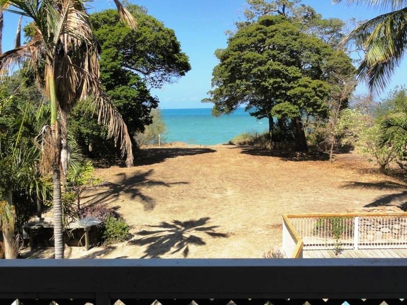 124 Gloucester Avenue, Hideaway Bay QLD 4800