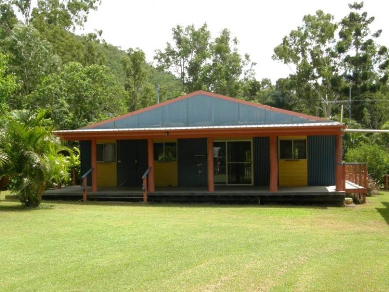 7 Sinclair Street, Dittmer QLD 4800