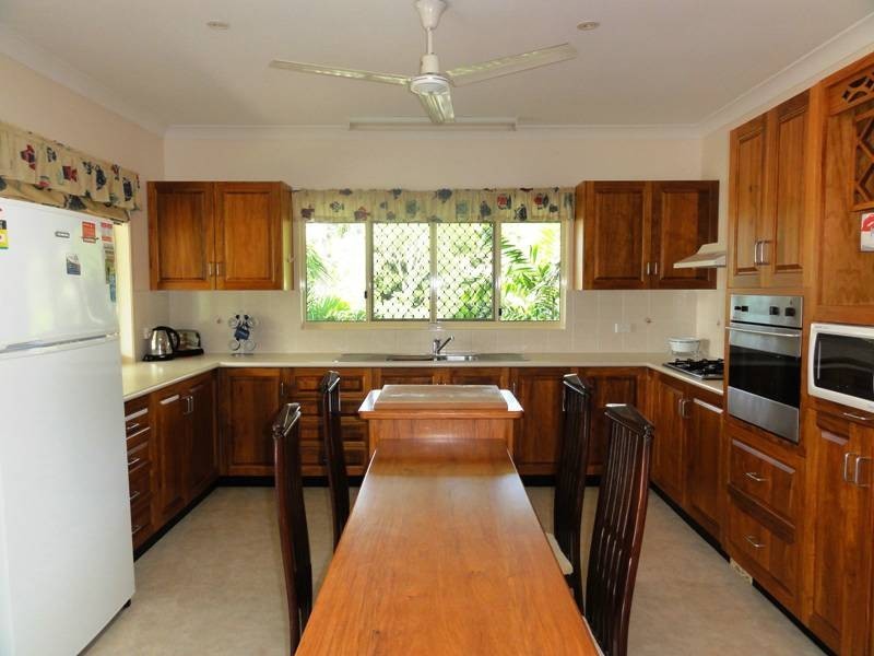 65 Trochus Street, Dingo Beach QLD 4800