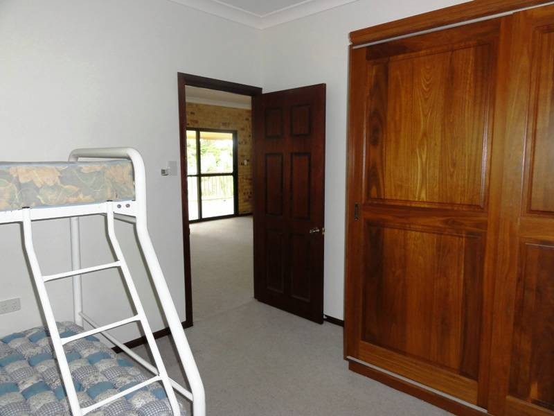 110 Gloucester Avenue, Hideaway Bay QLD 4800