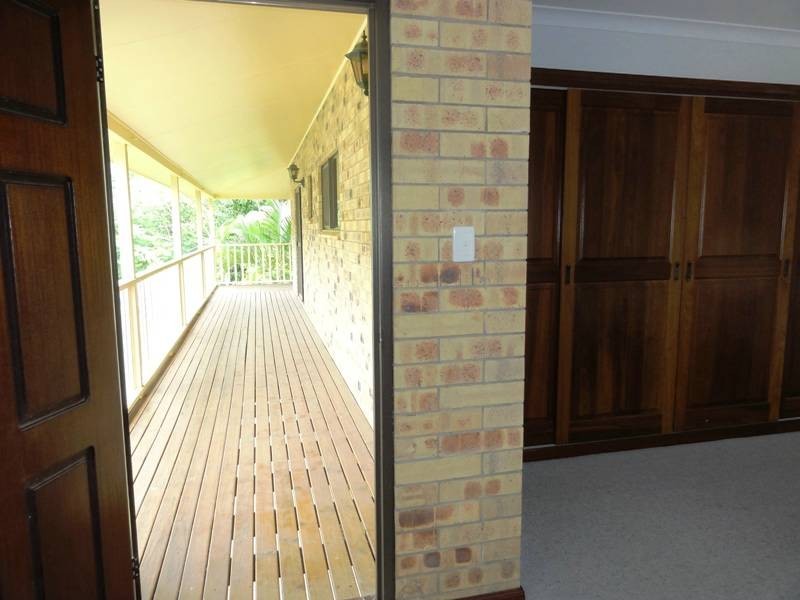 110 Gloucester Avenue, Hideaway Bay QLD 4800