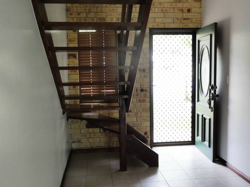 110 Gloucester Avenue, Hideaway Bay QLD 4800