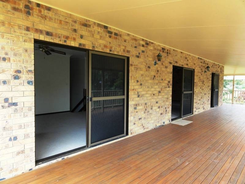 110 Gloucester Avenue, Hideaway Bay QLD 4800