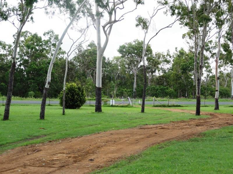 126 Hydeaway Bay Drive, Hideaway Bay QLD 4800