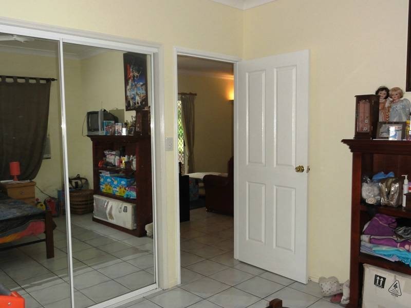 126 Hydeaway Bay Drive, Hideaway Bay QLD 4800