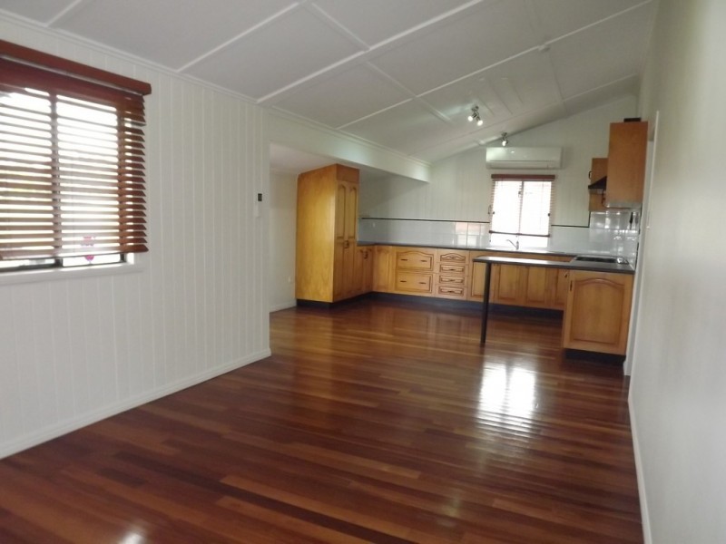 12 Smith Street, Proserpine QLD 4800