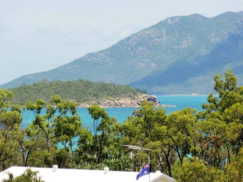 54 Pioneer Drive,, Dingo Beach QLD 4800