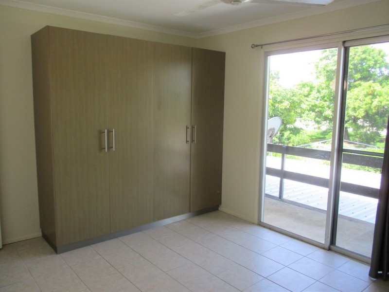 2 / 13 Davy Avenue, Proserpine QLD 4800