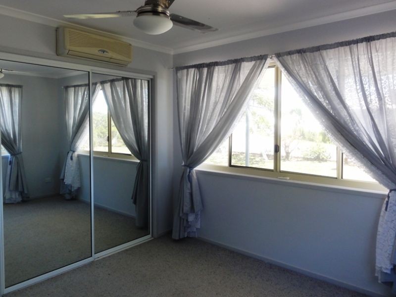 72 Blackcurrent Drive, Hideaway Bay QLD 4800