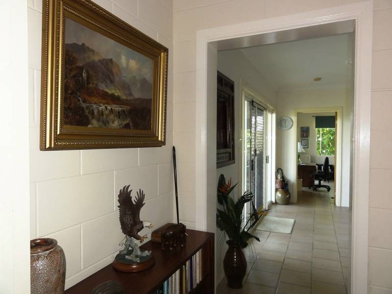 54 Pioneer Drive, DINGO BEACH, Airlie Beach QLD 4802