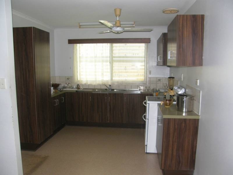 11 Stanbury Street, Proserpine QLD 4800