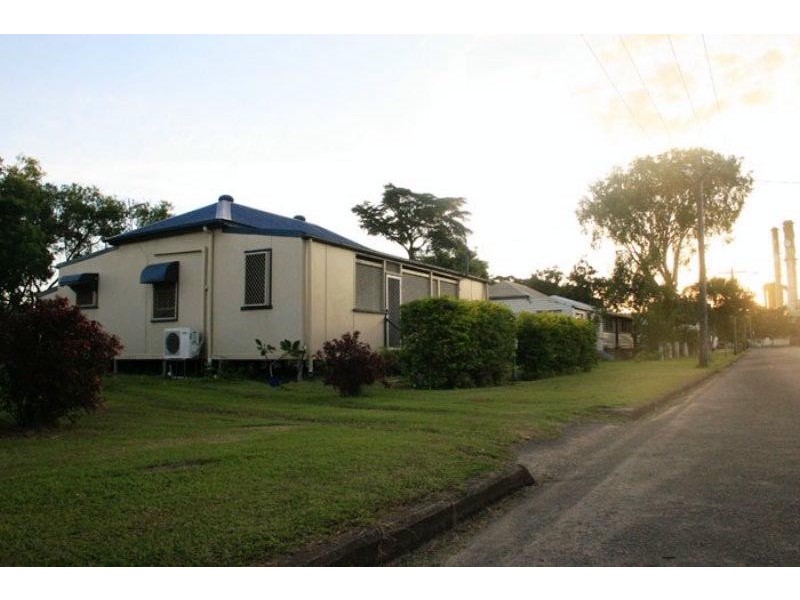 12 Waite St, Proserpine QLD 4800