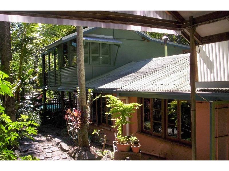 11 Sinclair St, Dittmer, Proserpine QLD 4800