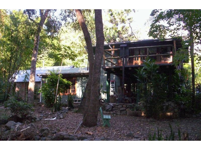 11 Sinclair St, Dittmer, Proserpine QLD 4800