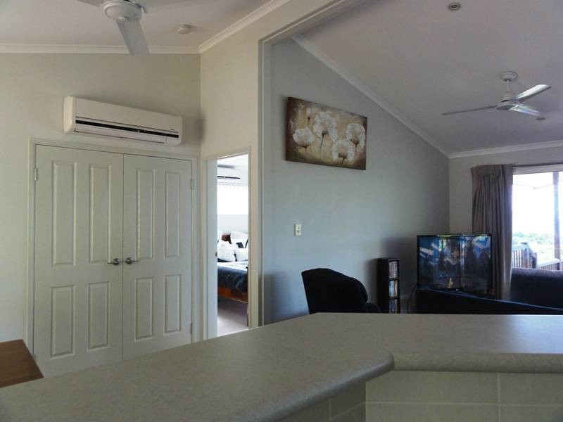 14 Rattray Av., Hideaway Bay QLD 4800