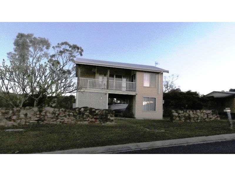82 Blackcurrent Drive, Hideaway Bay QLD 4800
