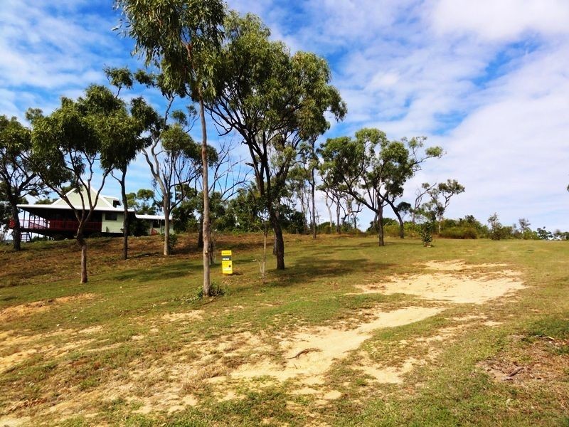 42 Blackcurrent Drive, Hideaway Bay QLD 4800