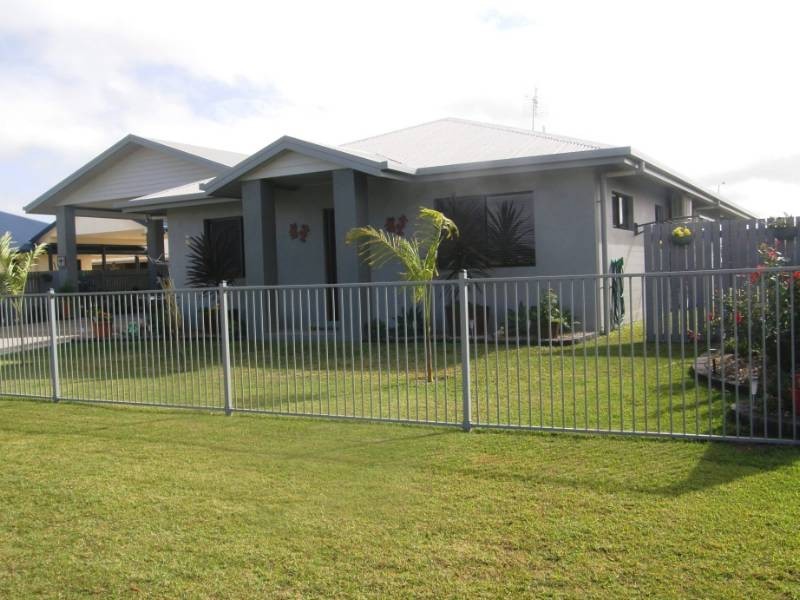 15 Golden Wattle St, Proserpine QLD 4800