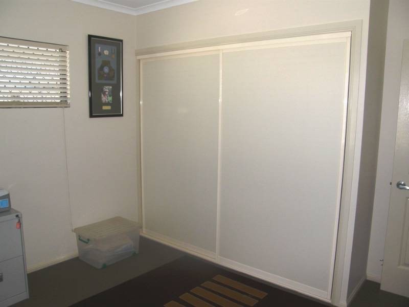 15 Golden Wattle St, Proserpine QLD 4800