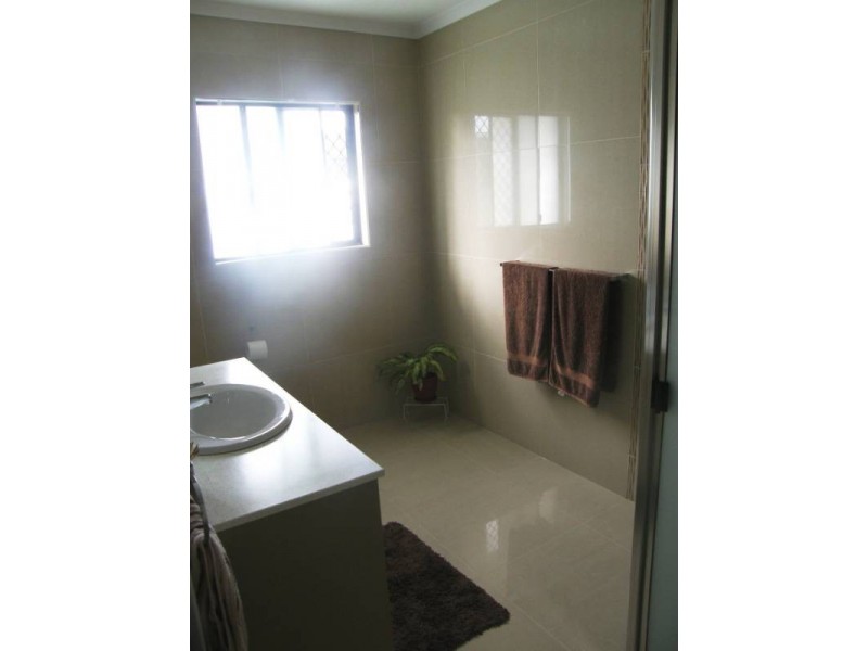 15 Golden Wattle St, Proserpine QLD 4800