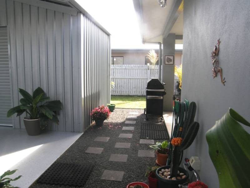 15 Golden Wattle St, Proserpine QLD 4800
