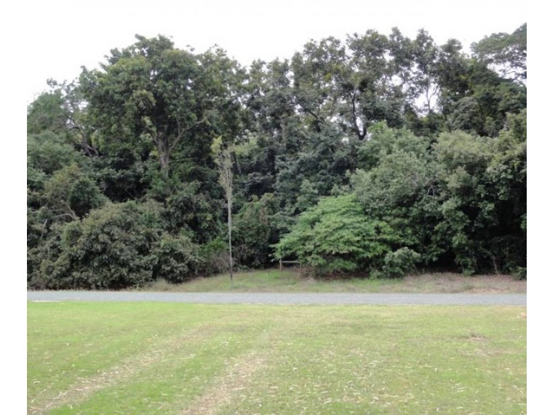 63 Trochus Street, Dingo Beach QLD 4800