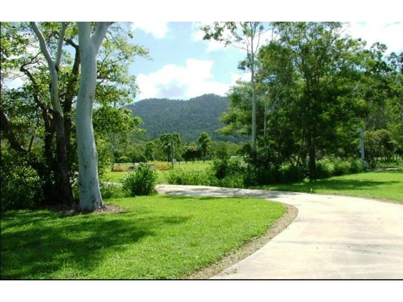 406 Riordanvale Rd, Proserpine QLD 4800