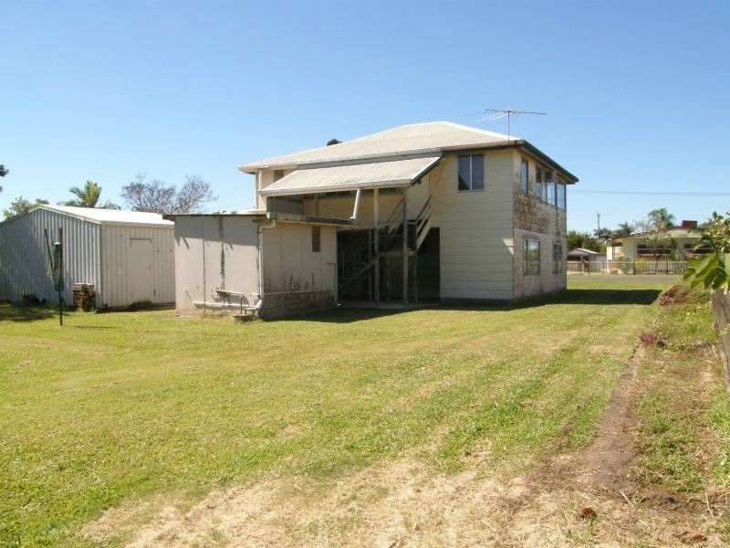 10 Barry Street, Proserpine QLD 4800