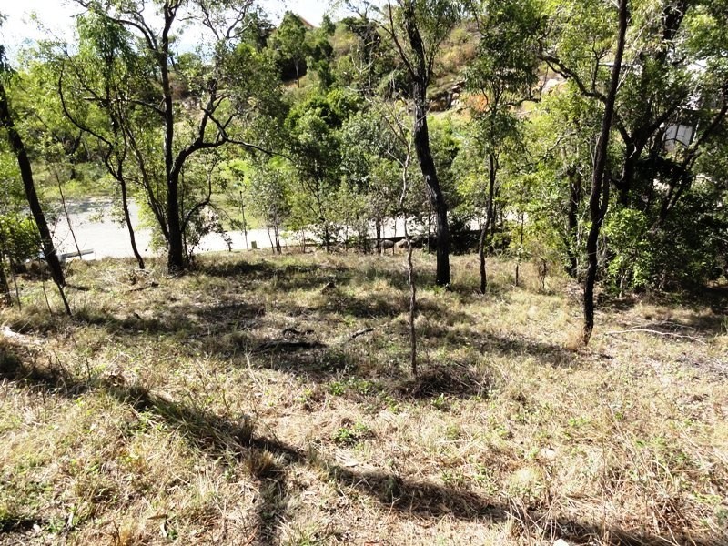 38 Rattray Avenue, Hideaway Bay QLD 4800