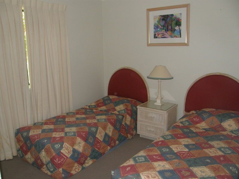 1456 Cascade Condominiums, Laguna Quays QLD 4800