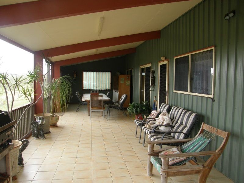 9824 Bruce Hwy., Bloomsbury QLD 4799