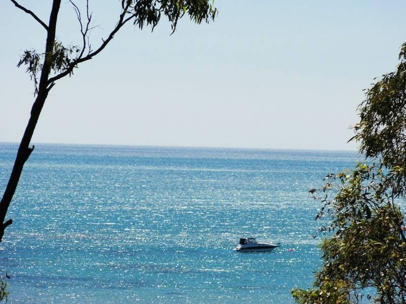 41 Blackcurrent Drive, Hideaway Bay QLD 4800