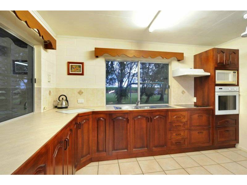 12041 Bruce Hwy, Proserpine QLD 4800
