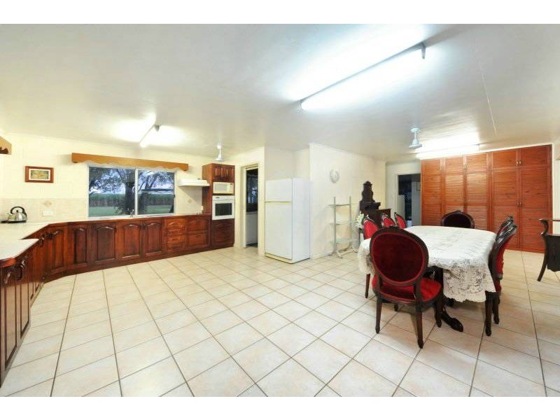 12041 Bruce Hwy, Proserpine QLD 4800