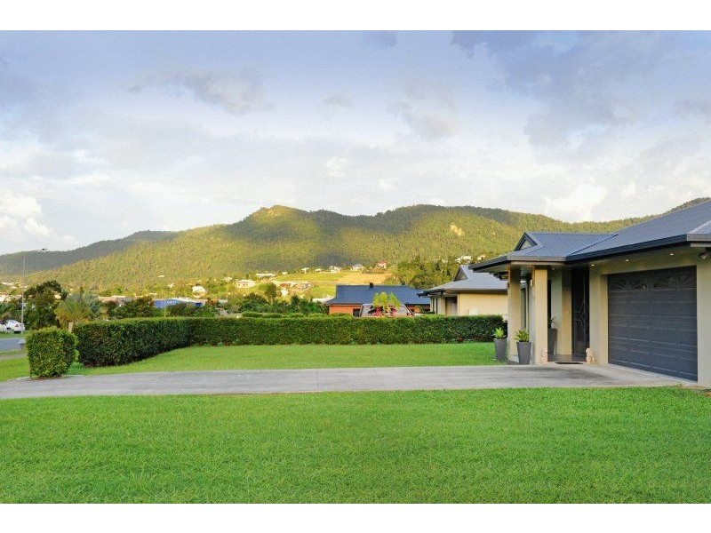 63 Galbraith Park Drive, Cannonvale QLD 4802