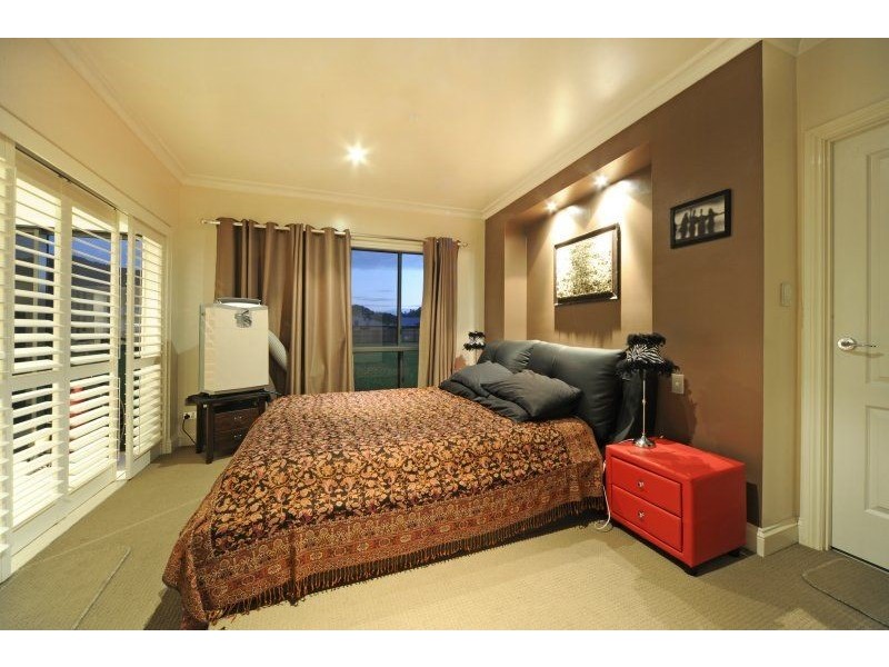 63 Galbraith Park Drive, Cannonvale QLD 4802