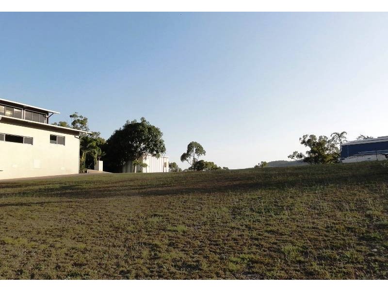 14 Blackcurrant Drive, Hideaway Bay QLD 4800