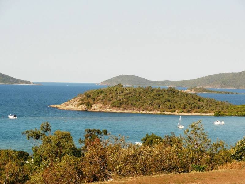 14 Blackcurrant Drive, Hideaway Bay QLD 4800