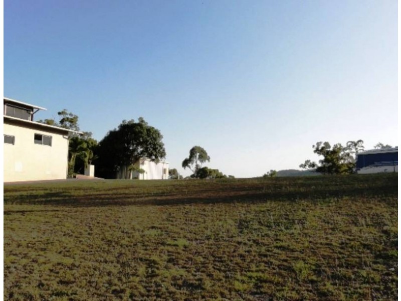 14 Blackcurrant Drive, Hideaway Bay QLD 4800