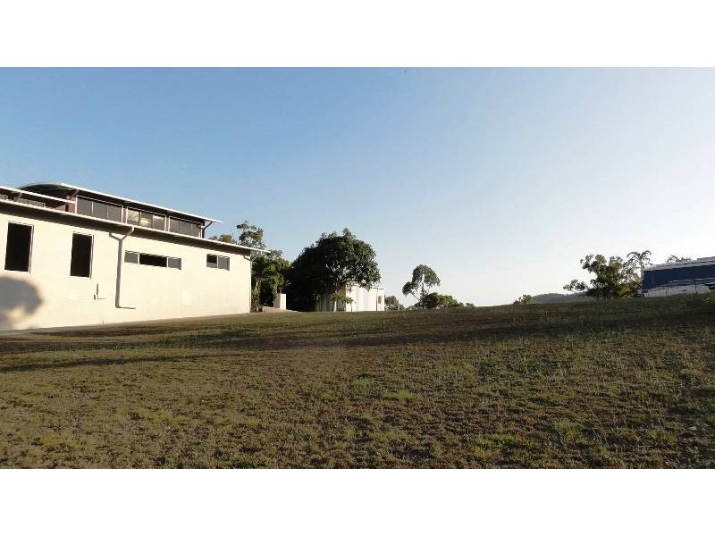 14 Blackcurrant Drive, Hideaway Bay QLD 4800