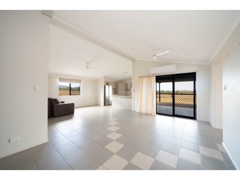 544 Midge Point Rd, Bloomsbury QLD 4799