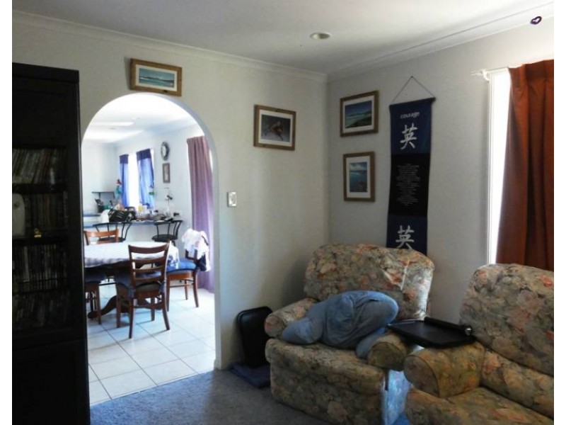 93 Pioneer Drive, Dingo Beach QLD 4800